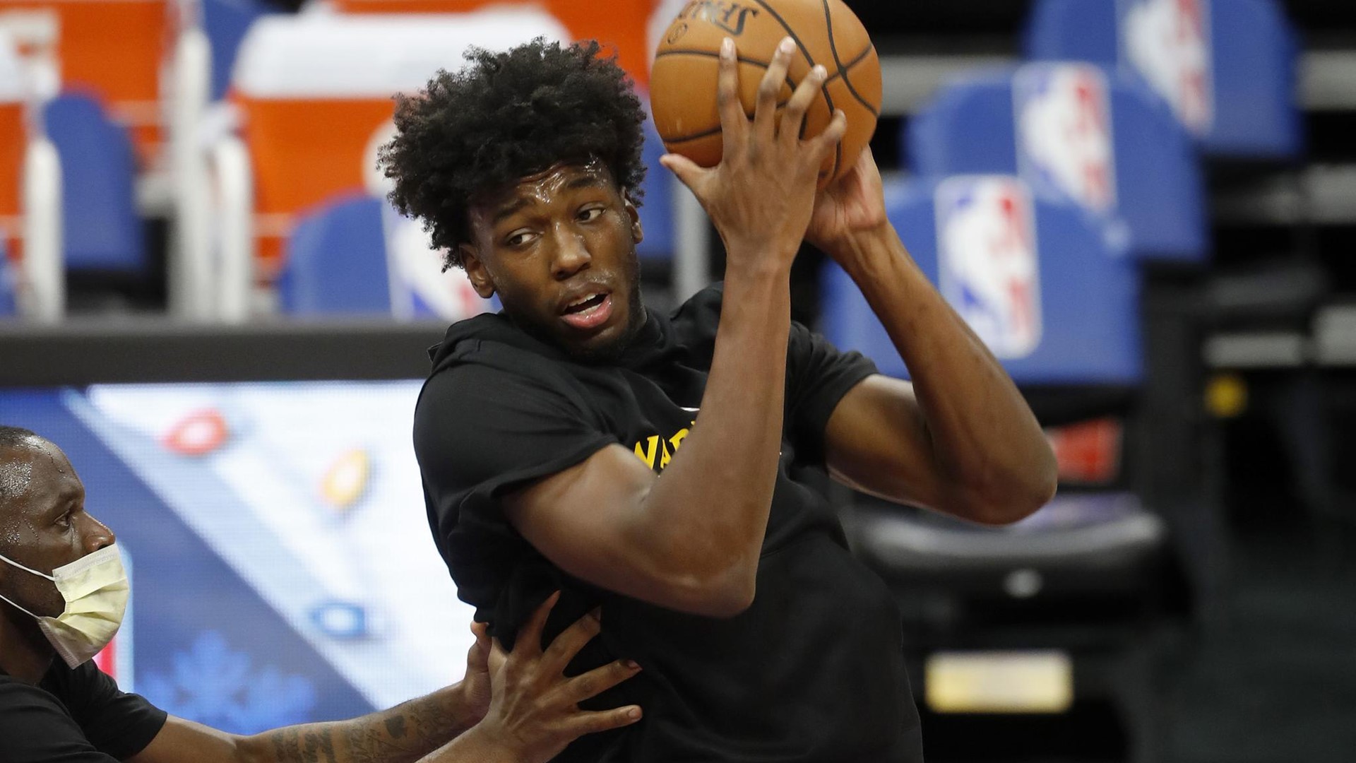 爱游戏下载 -清晨体能课后；底特律活塞官宣签约备战欧超杯；信心回归；控场能力受关注的简单介绍