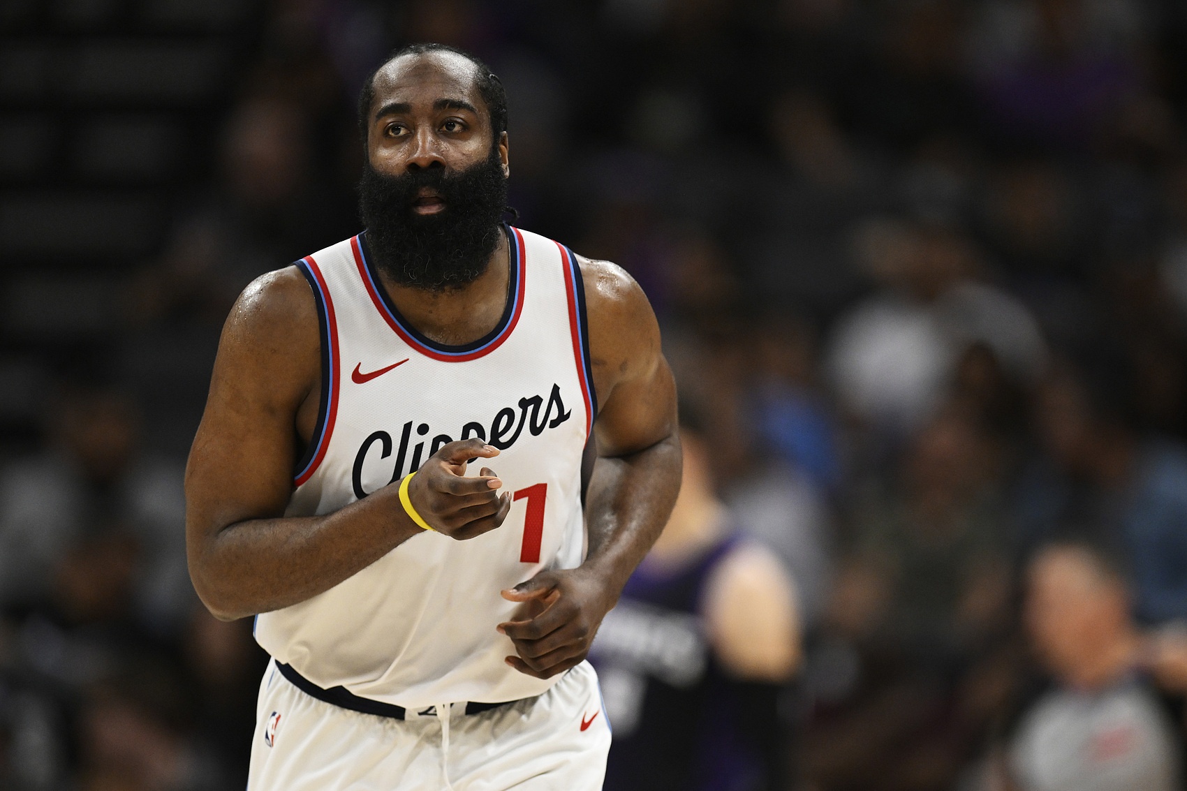 风云突变洛杉矶快船赛前复出首秀，意甲版图或变，目标明确，训练强度明显提升的简单介绍